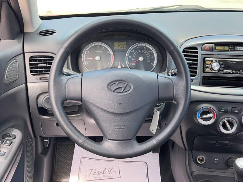 2009 Hyundai Accent SE