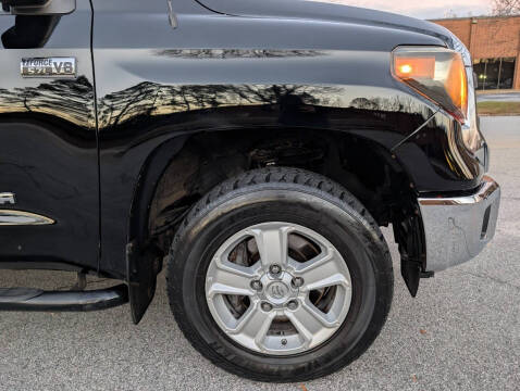 2015 Toyota Tundra SR5