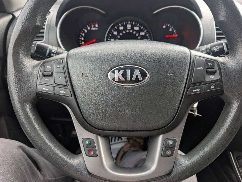 2015 Kia Sorento LX