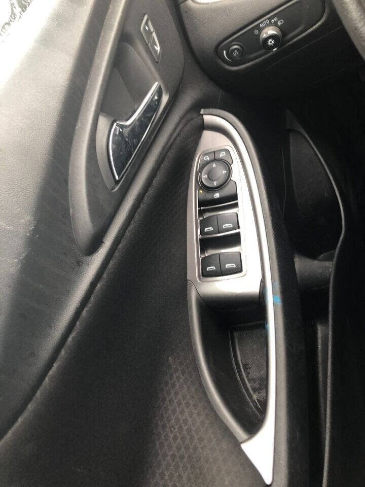 2019 CHEVROLET Malibu Sedan - $14,500