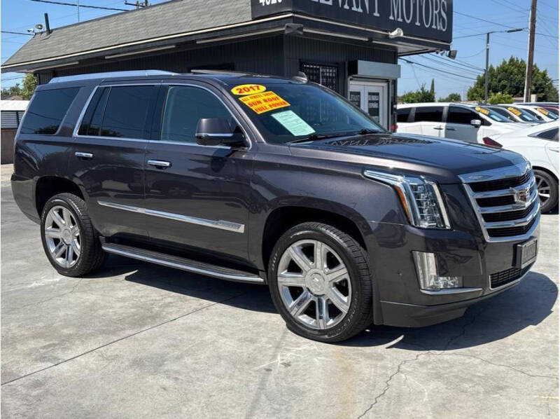 2017 Cadillac Escalade Luxury