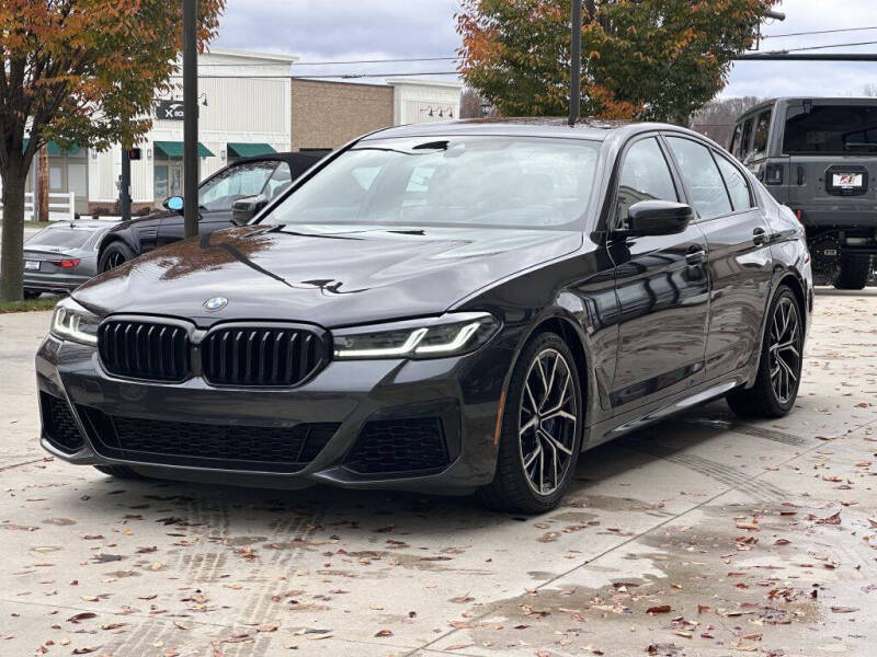 2021 BMW 5 Series M550i photo 12