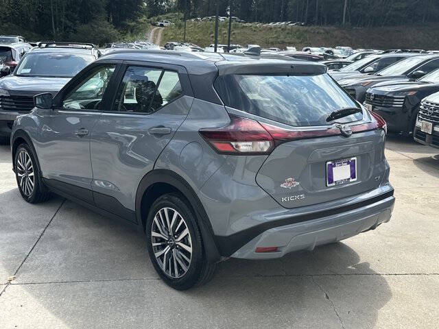 2023 Nissan Kicks SV