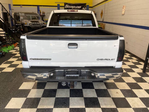 2001 Chevrolet Silverado 1500HD LS