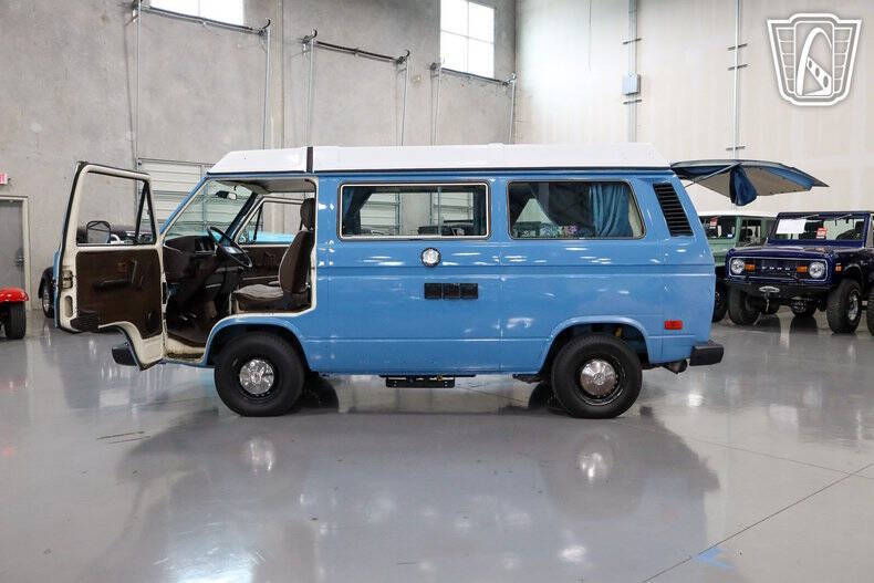 1982 Volkswagen Vanagon Camper