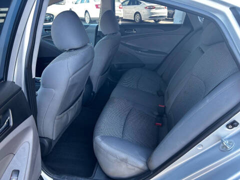 2011 Hyundai Sonata GLS