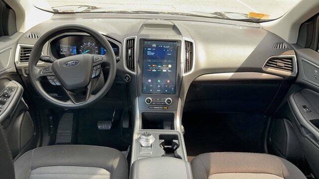 2023 Ford Edge SE