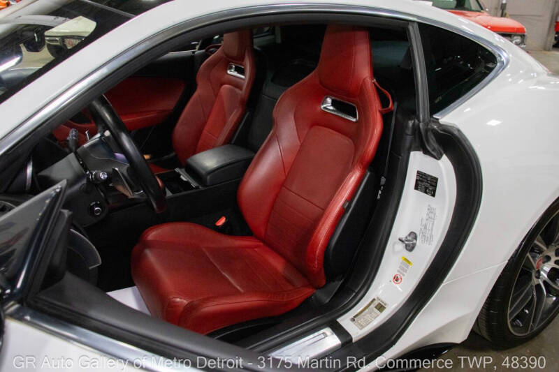 2018 Jaguar F-TYPE R-Dynamic