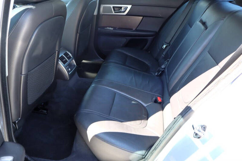 2012 Jaguar XF