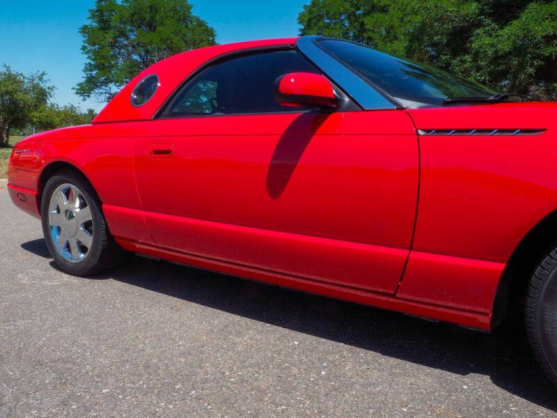 2002 Ford Thunderbird Deluxe