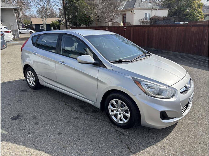 2013 Hyundai Accent GS