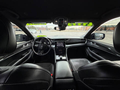 2022 Jeep Grand Cherokee L Altitude