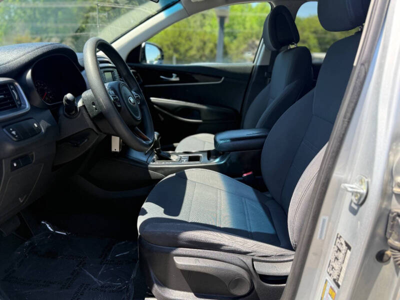 2016 Kia Sorento LX