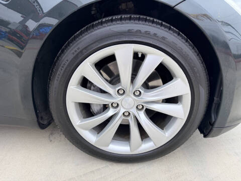 2013 Tesla Model S Performance