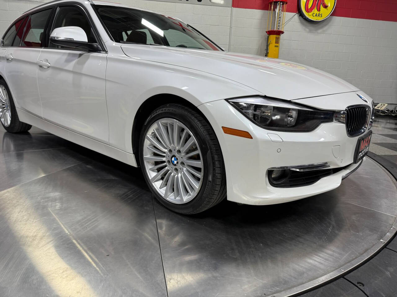 2014 BMW 3 Series 18