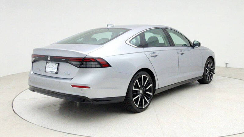 2023 Honda Accord Hybrid Touring