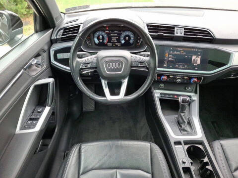 2022 Audi Q3 quattro S line Premium 45 TFSI