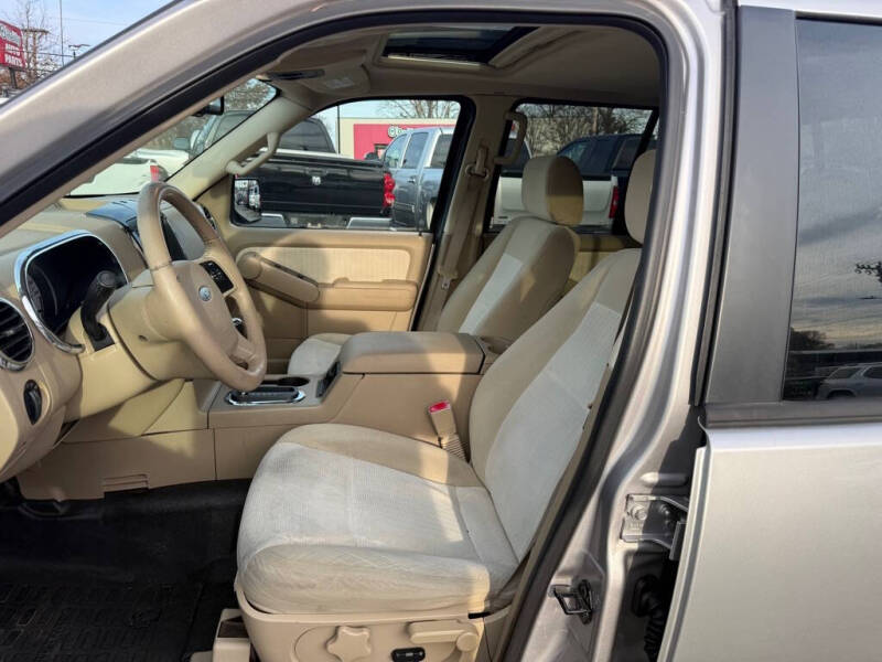 2008 Ford Explorer Sport Trac XLT