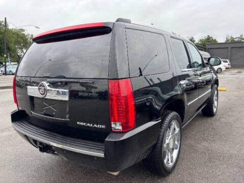 2011 Cadillac Escalade Premium