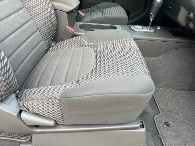 2021 Nissan Frontier SV