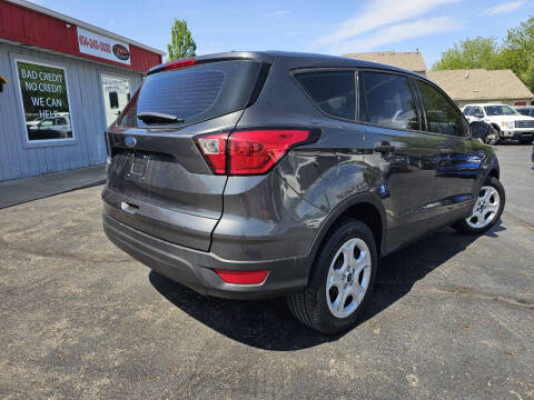 2019 Ford Escape S