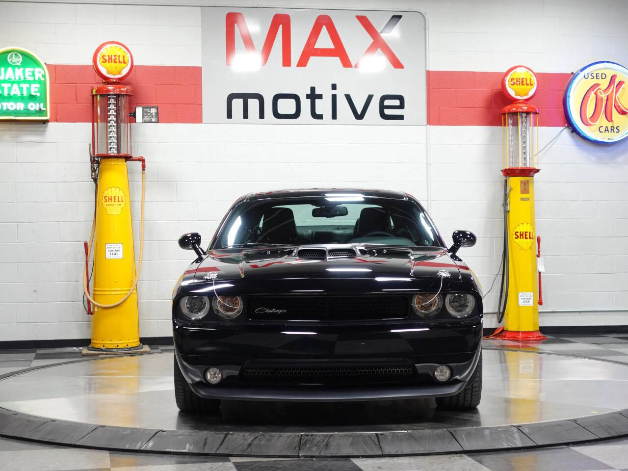 2014 Dodge Challenger 10