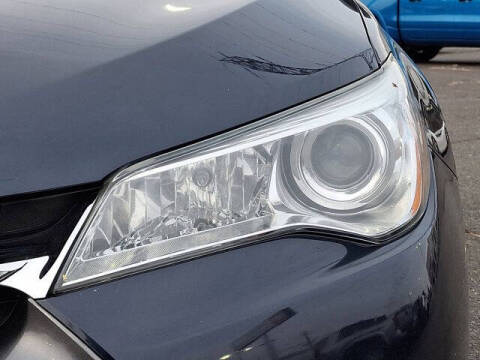 2016 Toyota Camry Hybrid XLE