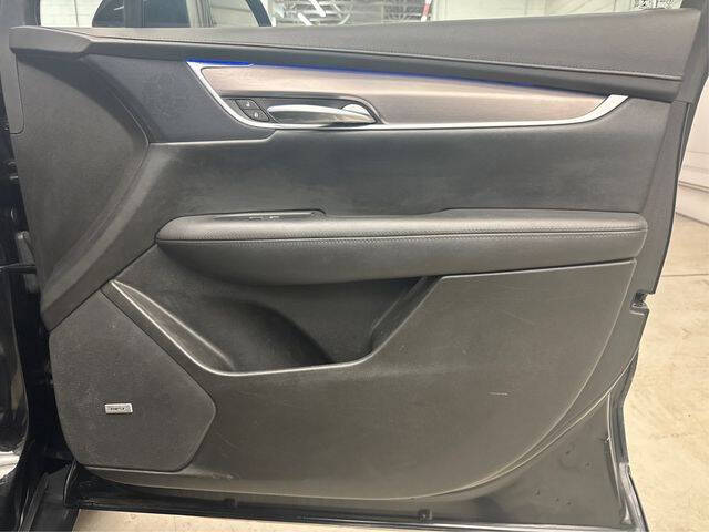 2018 Cadillac XT5 Premium Luxury