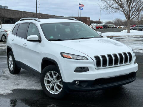 2016 Jeep Cherokee for sale at Direct Auto Sales LLC in Osseo MN