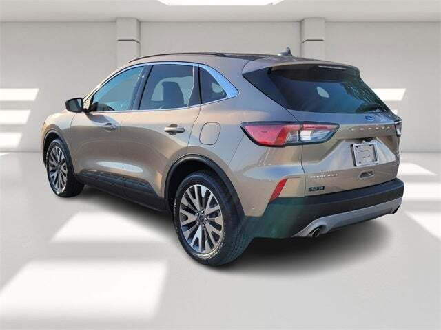 2021 Ford Escape Hybrid Titanium