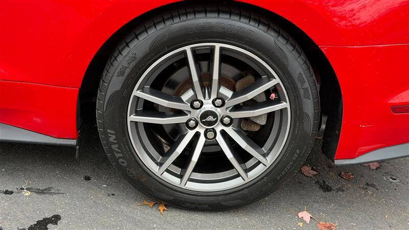 2017 Ford Mustang EcoBoost Premium