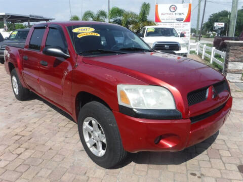 2007 Mitsubishi Raider LS