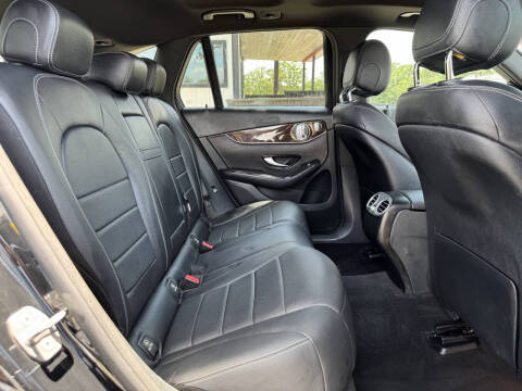 2017 Mercedes-Benz GLC GLC 300