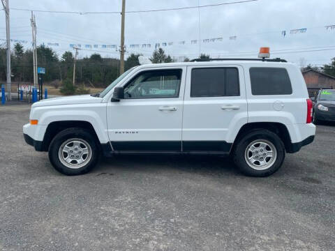 2013 Jeep Patriot for sale at Upstate Auto Sales Inc. in Pittstown NY