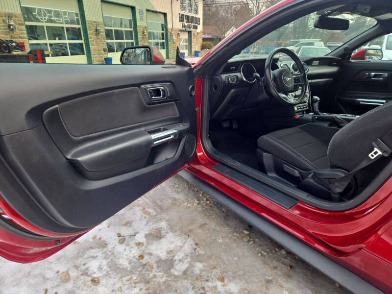 2015 Ford Mustang V6