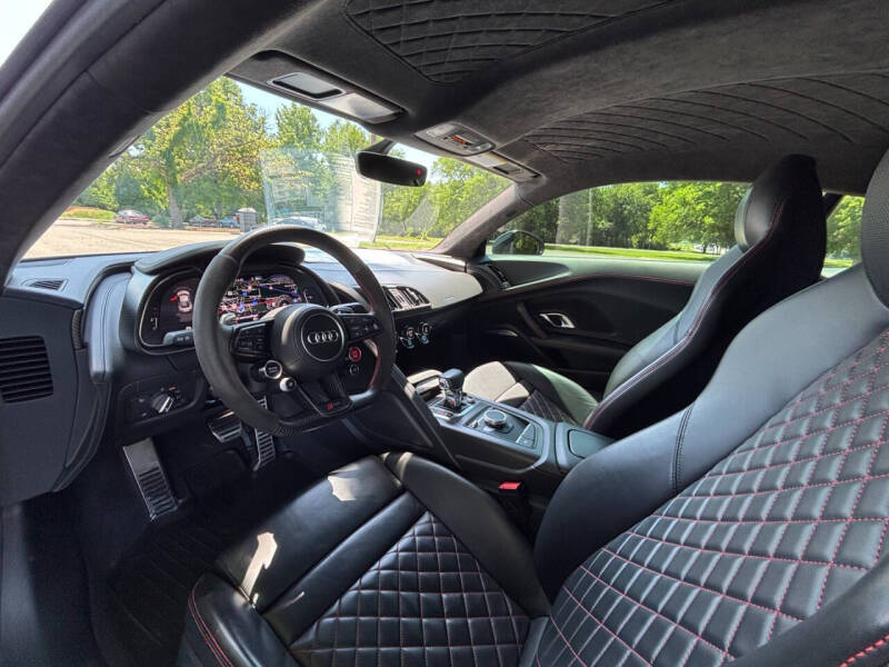2017 Audi R8 5.2 quattro V10 Plus