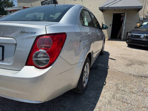 2013 Chevrolet Sonic LS Auto