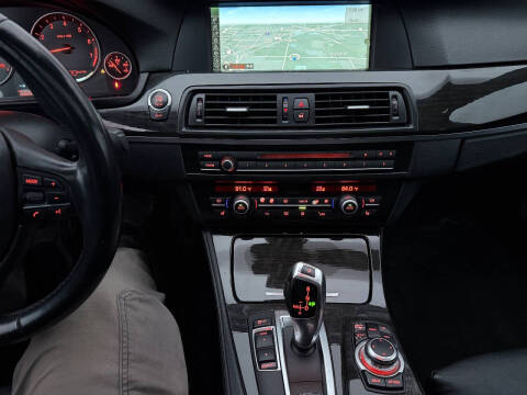 2012 BMW 5 Series 535i