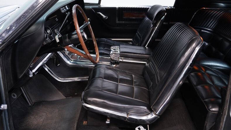 1966 Ford Thunderbird