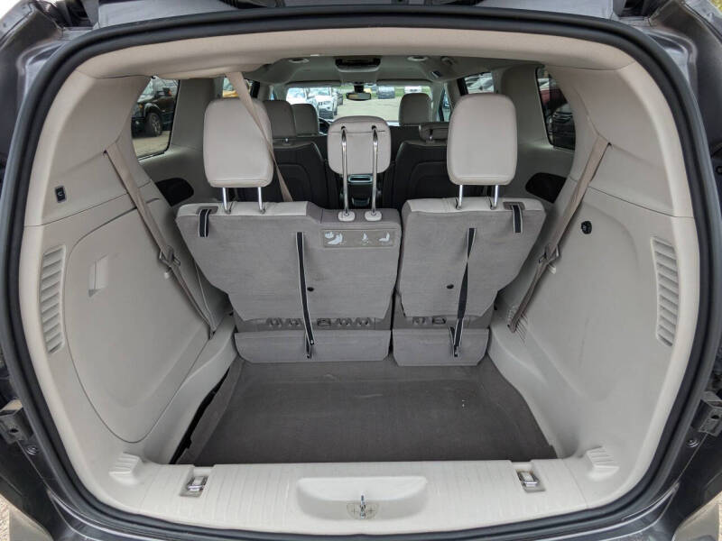 2017 Chrysler Pacifica Touring-L