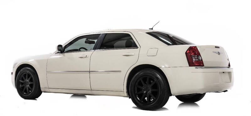 2008 Chrysler 300 Limited photo 4