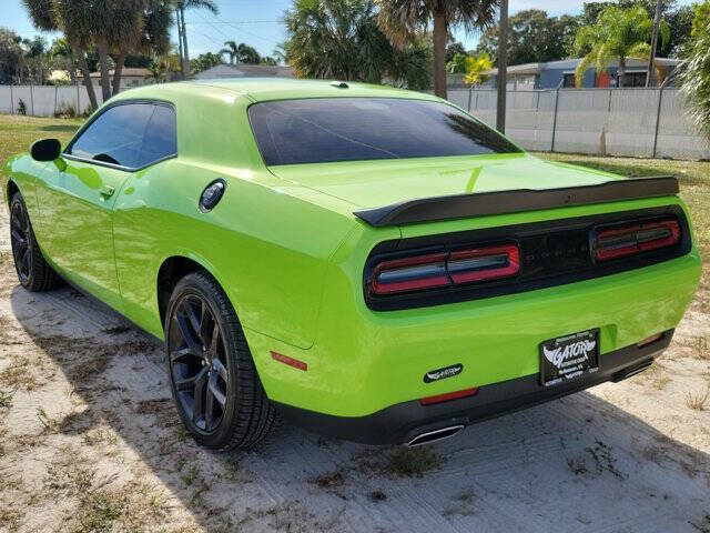 2023 Dodge Challenger SXT