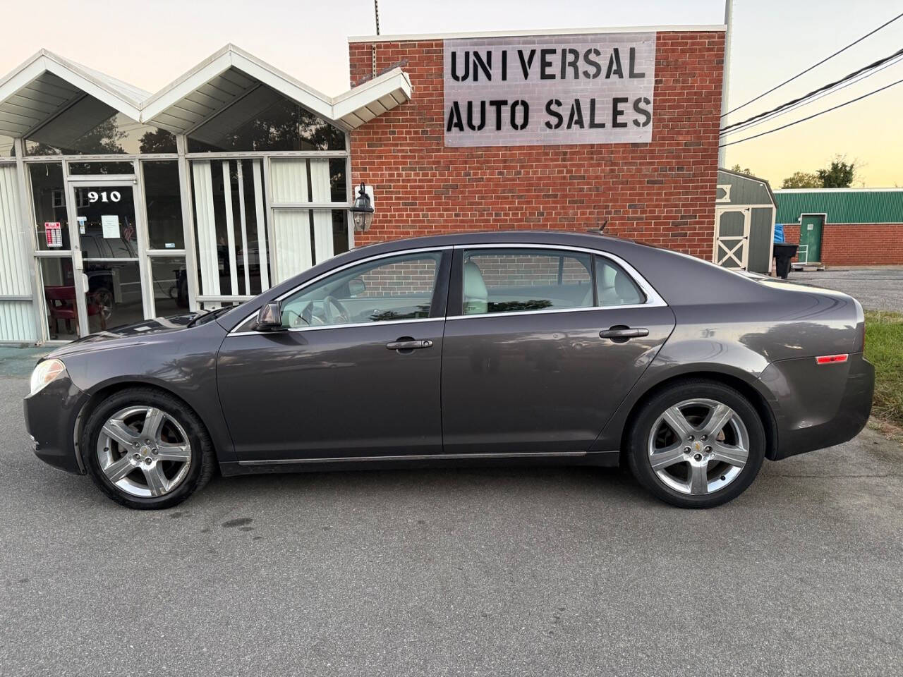 2011 Chevrolet Malibu for sale at Universal Auto Sales LLC in Burlington, NC