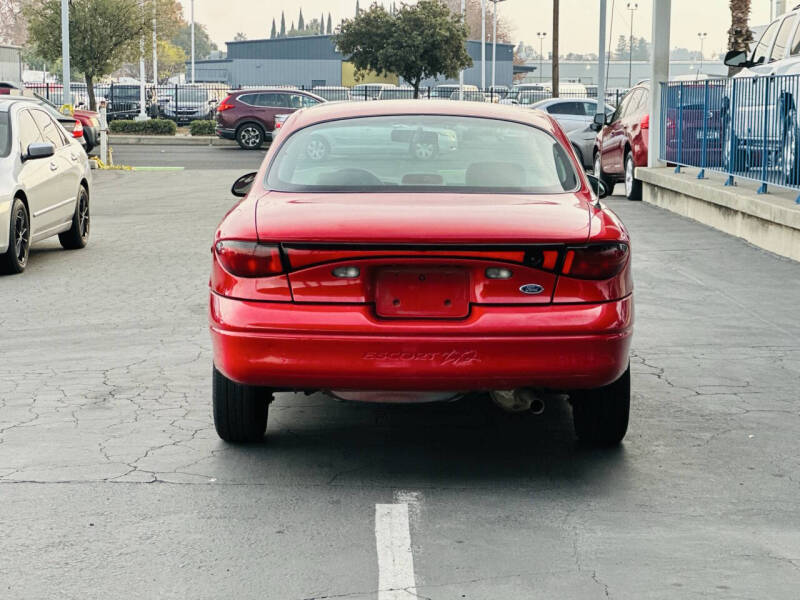 1998 Ford Escort ZX2 Hot