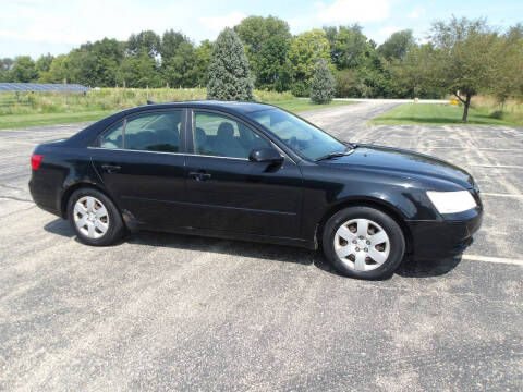 2009 Hyundai Sonata for sale at Crossroads Used Cars Inc. in Tremont IL