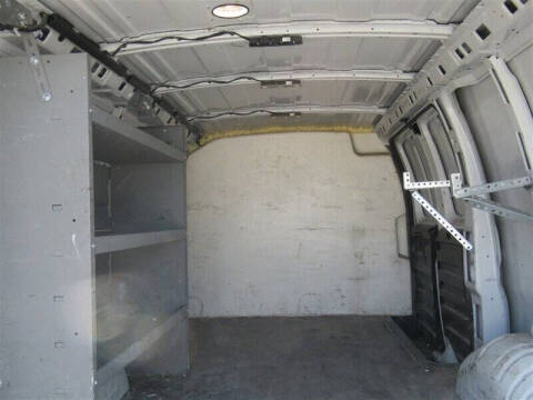 2022 GMC Savana 2500