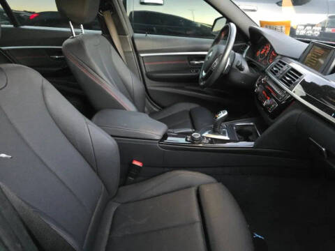 2017 BMW 3 Series 330i