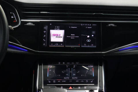 2023 Audi SQ8 4.0T quattro Premium Plus