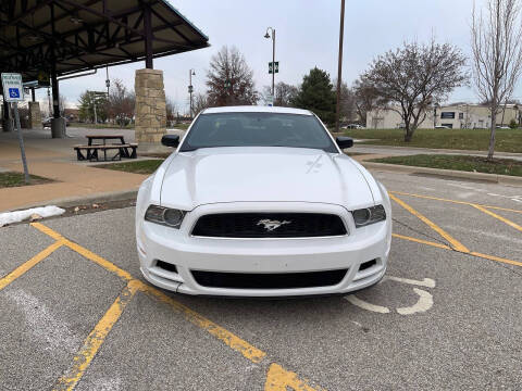 2014 Ford Mustang V6