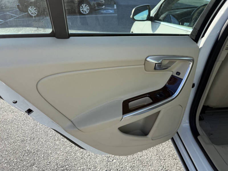 2015 Volvo S60 T5 Drive-E Premier